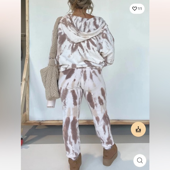 Matching loungewear set - Picture 2 of 2